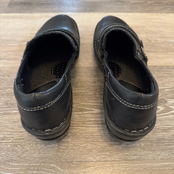 B.O.C Born Concepts Clogs Women's 8.5M Black Leather Slip-On Comfort Quality EUC - Picture 3 of 10